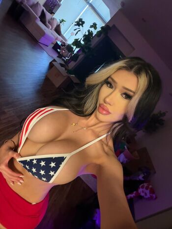 Full leaked Lilian hearts private onlyfans photo