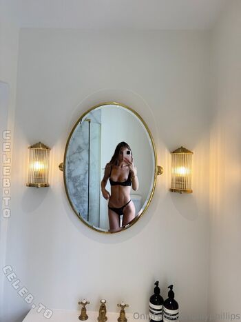 Full leaked Lillian phillips private onlyfans photo