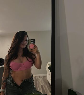 Full leaked Lindaafreckles private onlyfans photo