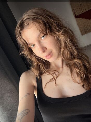 Full leaked Lovelysofie private onlyfans photo