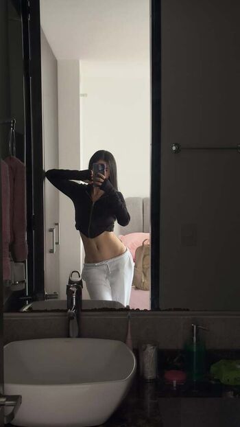 Luisa Valencia