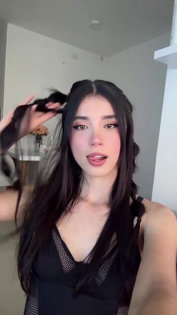 Luisa Valencia