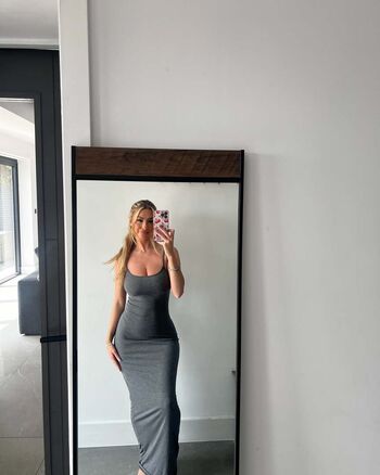 Full leaked Lulasmoothie private onlyfans photo