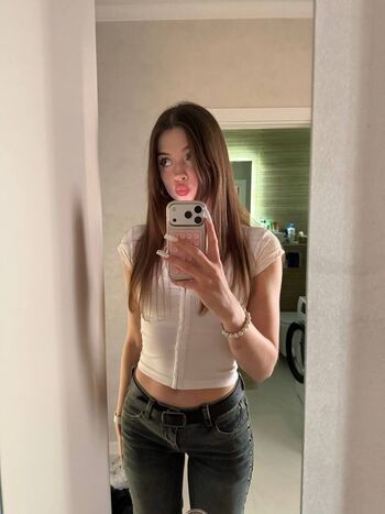 lushlexi2277
