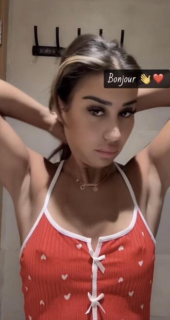 Full leaked Maarocainee private onlyfans photo