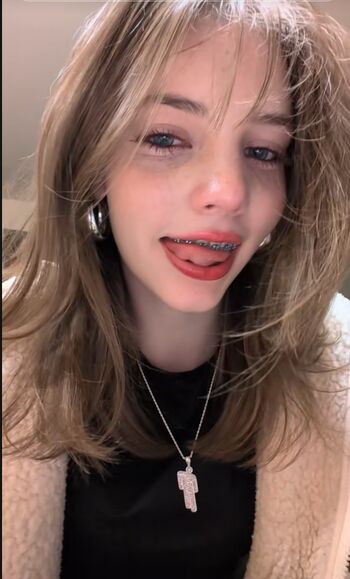 Maddison Sayre