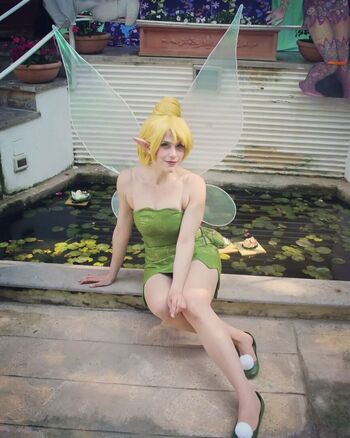 mary_mayfair_
