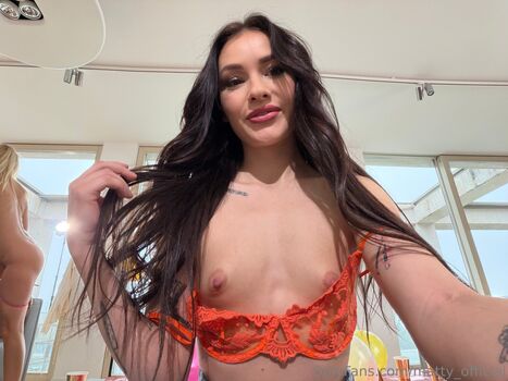 Matty Mila Perez