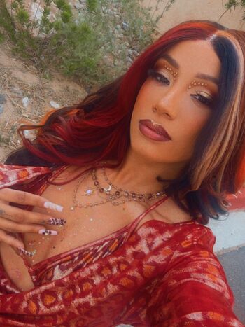 Mercedes Mone
