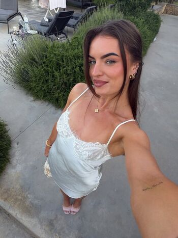 Mia Green