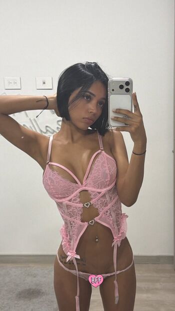 Michelle Diaz_x