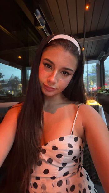 Mikayla Campinos