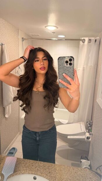 Mikayla Campinos