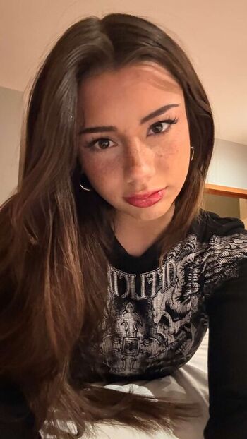 Mikayla Campinos