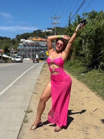 Milagro Flores