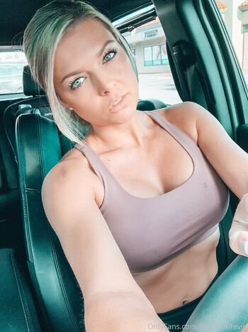 Milf Wife Hotwife
