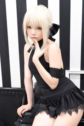 miu_cosplayer