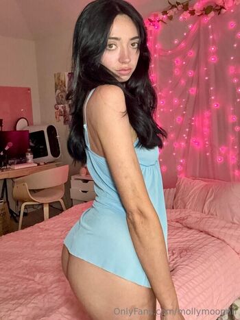Mollymoonnn