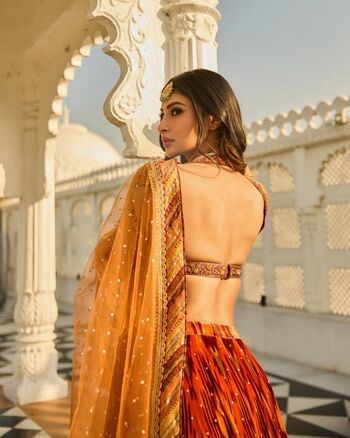 Mouni Roy