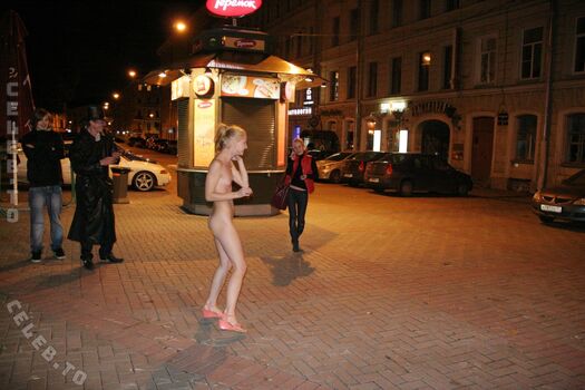 Nackt In Russland