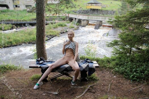 Nackt In Russland
