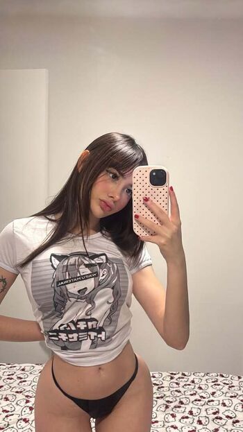 Naniiziinha
Dani Almeida