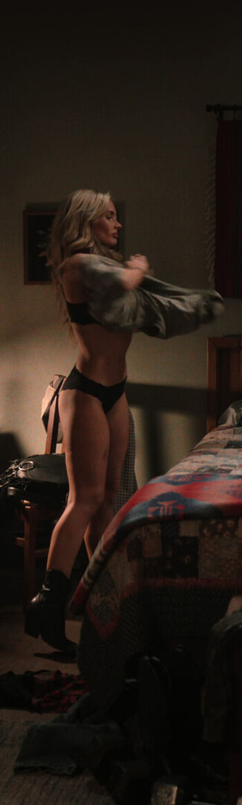 Natalie Alyn Lind