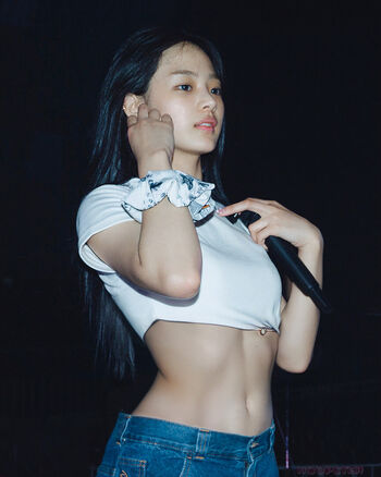 Full leaked Newjeans private onlyfans photo