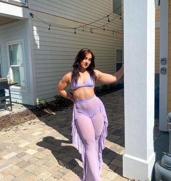 Nina Sotom