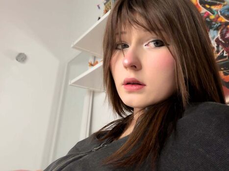 Full leaked Macaiyla / private onlyfans photo