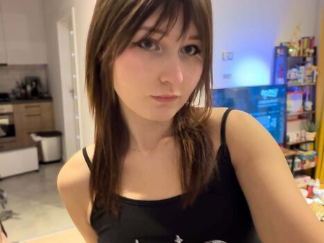 Full leaked Annie grenson / private onlyfans photo