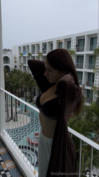 Nora_divine