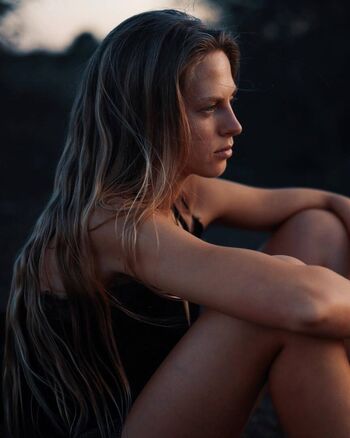 Nora En Pure