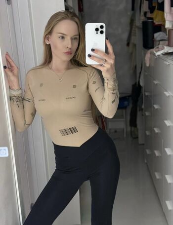 Oksana Neveselaya