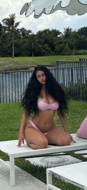 Paloma Mami