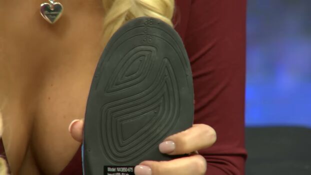 Pearl Tv Upskirt