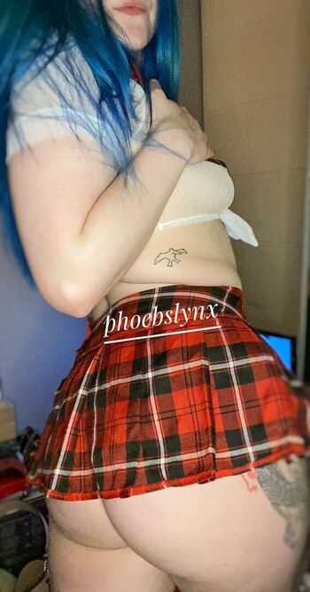 Full leaked Phoebslynx private onlyfans photo