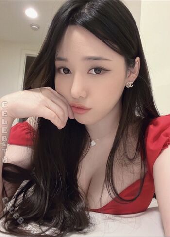 Full leaked Meryemamato/ private onlyfans photo