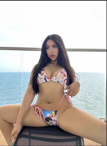 Rachelle Ruth