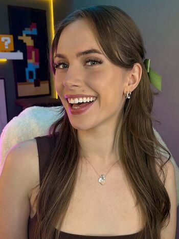 Raine Reacts