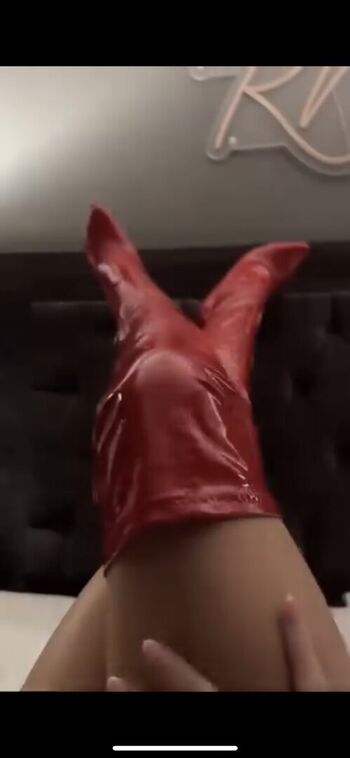 Full leaked Rhigrugel private onlyfans photo