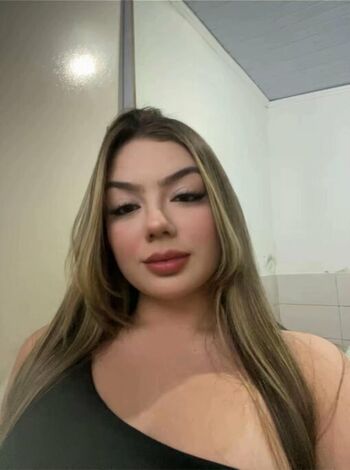 Full leaked Riibeiro vitoriariibeiro private onlyfans photo