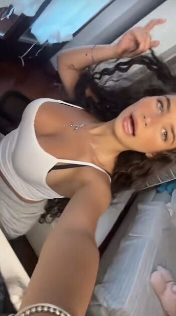 rosa__ten