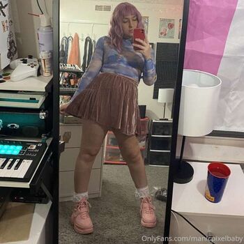 Full leaked Roxanne rom amber minx page private onlyfans photo