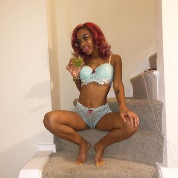 Rozay Molly