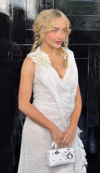 Sabrina Carpenter