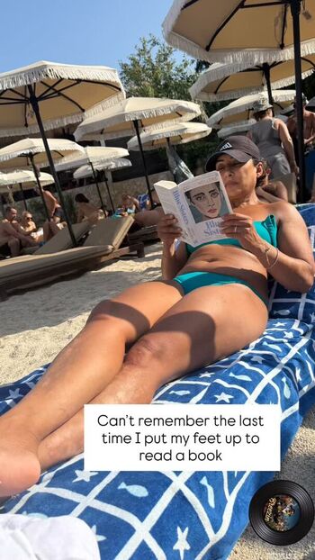 Saira Khan
