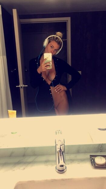 Samantha Hoopes