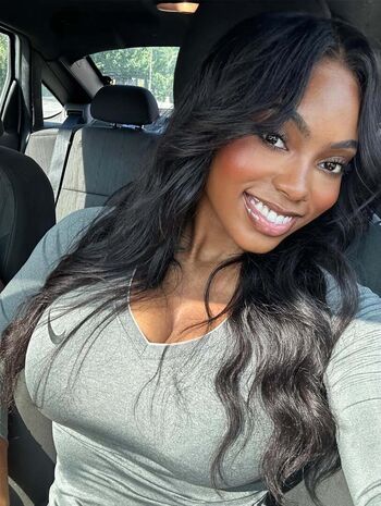 Samantha Marie