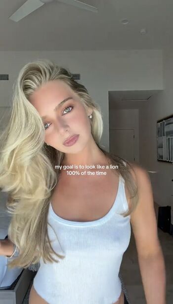 Samantha Riehl